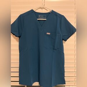 Figs Catarina One-Pocket scrub top. XS. Deep Reef. NWT